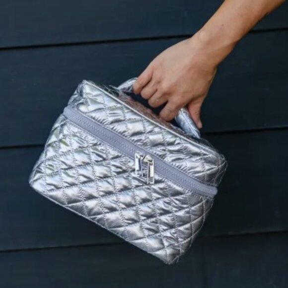 Cosmetic Travel Case / Makeup Bag - Metallic Silver - Picture 1 of 6